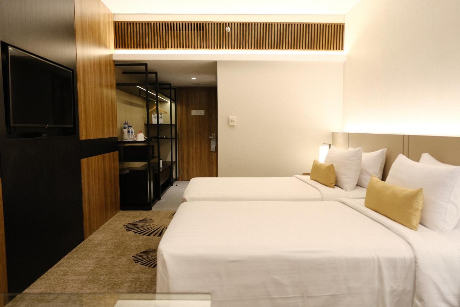 The Premiere Hotel Pekanbaru Exterior photo