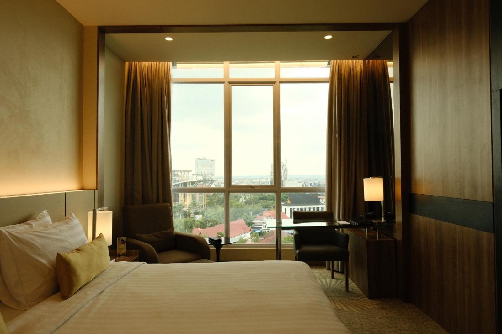 The Premiere Hotel Pekanbaru Exterior photo